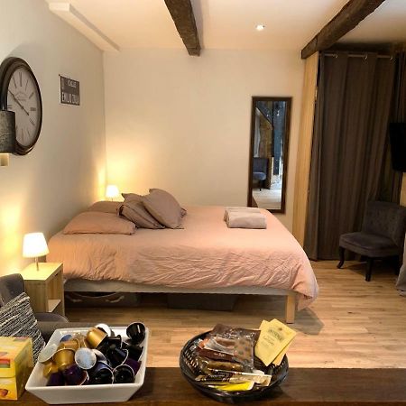 Lovely Studio Le Marais Paris Exterior photo