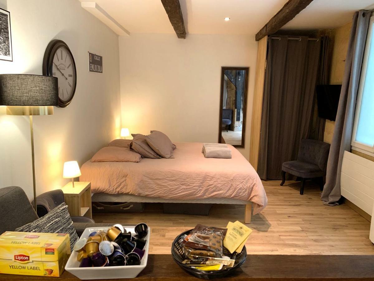 Lovely Studio Le Marais Paris Exterior photo