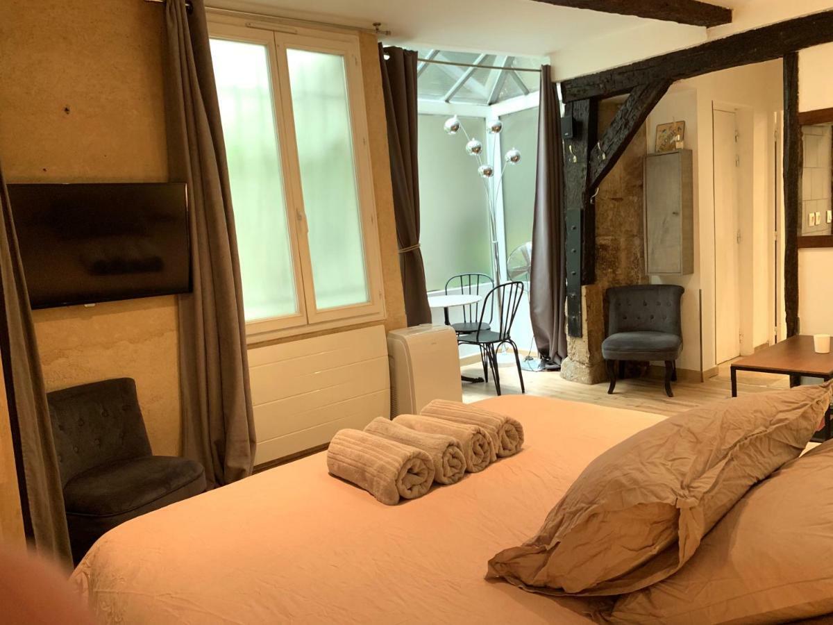 Lovely Studio Le Marais Paris Exterior photo